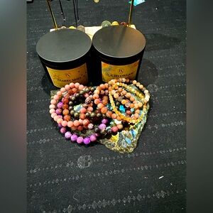 (ONE) Gemstone Bracelet